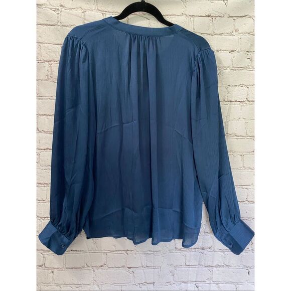 Banana Republic blouse size XL - Picture 2 of 9